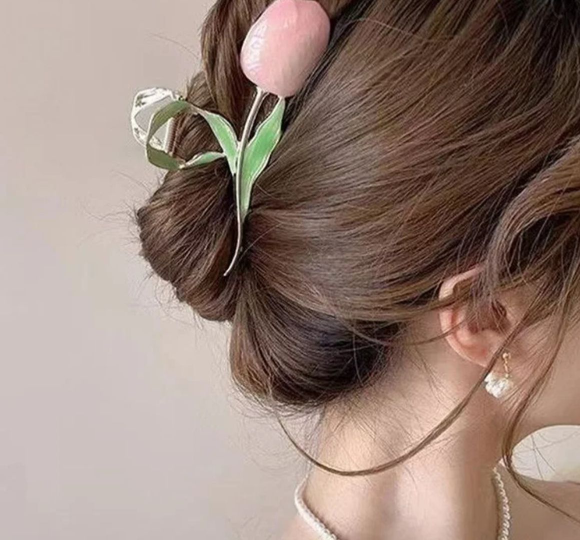 Floral Clip